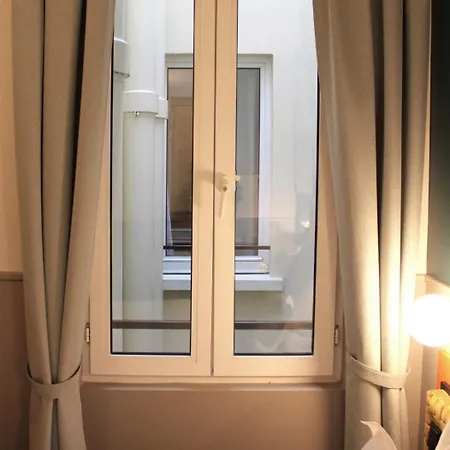 Edgar Montmartre - Paul Aparthotel