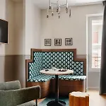 Edgar Montmartre - Paul 4* Paris