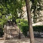 Edgar Montmartre - Paul Aparthotel