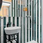 Edgar Montmartre - Paul Aparthotel 4*
